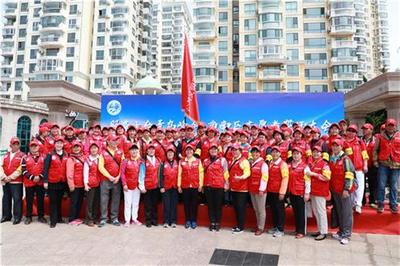 「感动青岛」上合志愿蓝 那一届峰会的服务家国梦